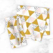 triangle wholecloth // pale pink + gold + b/w dots // small