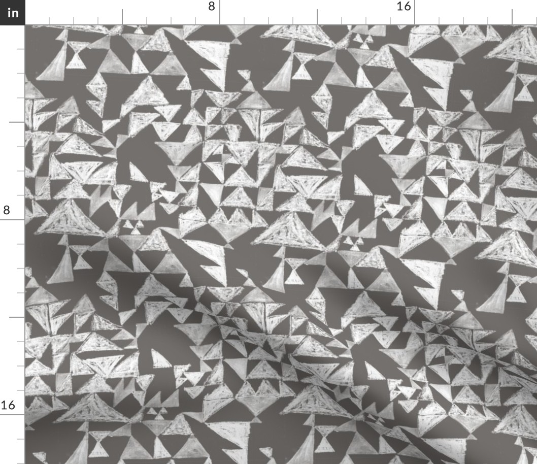 Textured mod triangles in charcoal and white