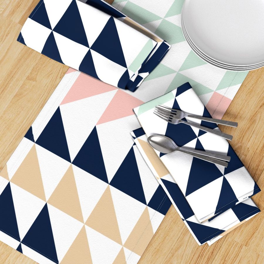 HOME_GOOD_TABLE_RUNNER