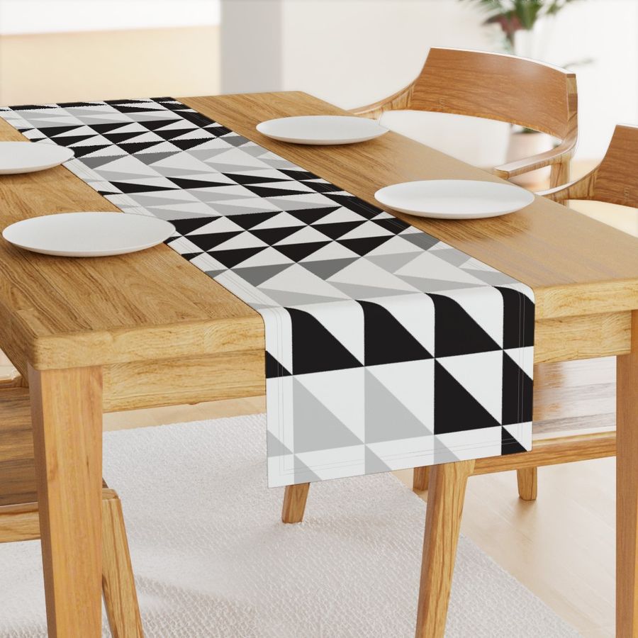 HOME_GOOD_TABLE_RUNNER