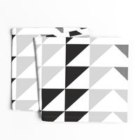 Triangle quilt top // monochrome