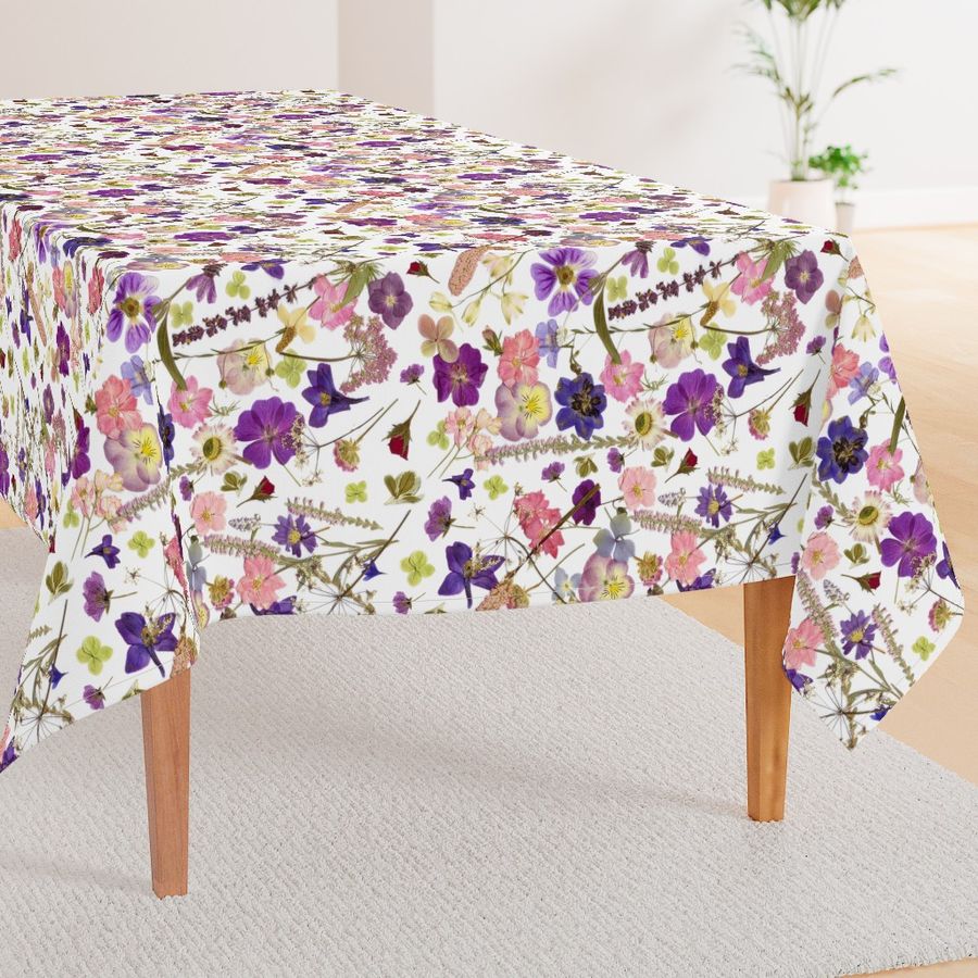 HOME_GOOD_RECTANGULAR_TABLE_CLOTH