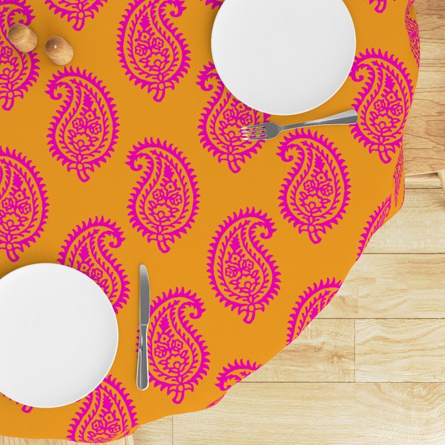 HOME_GOOD_ROUND_TABLE_CLOTH