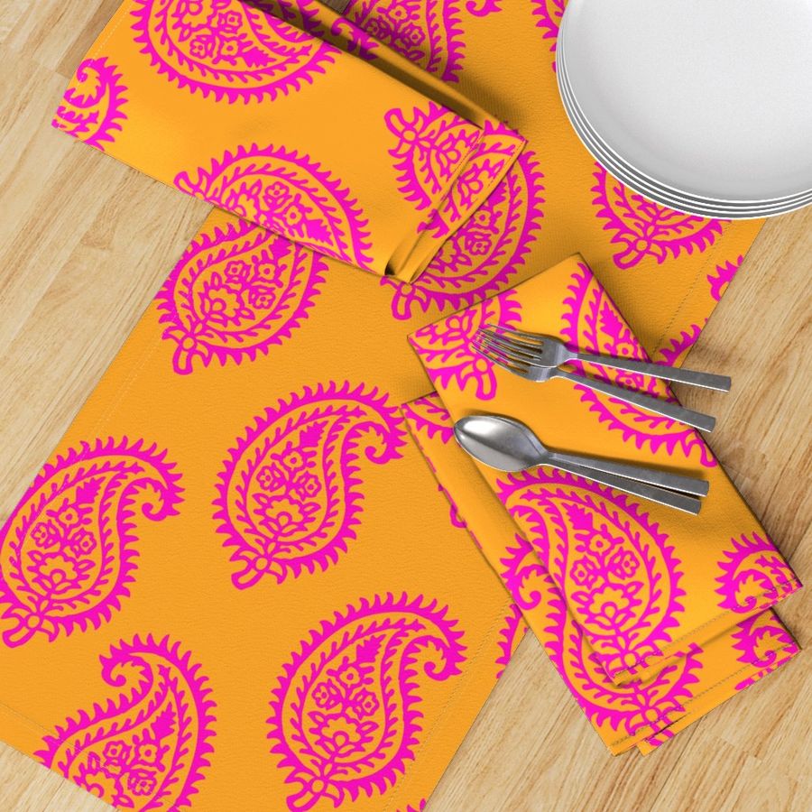 HOME_GOOD_TABLE_RUNNER