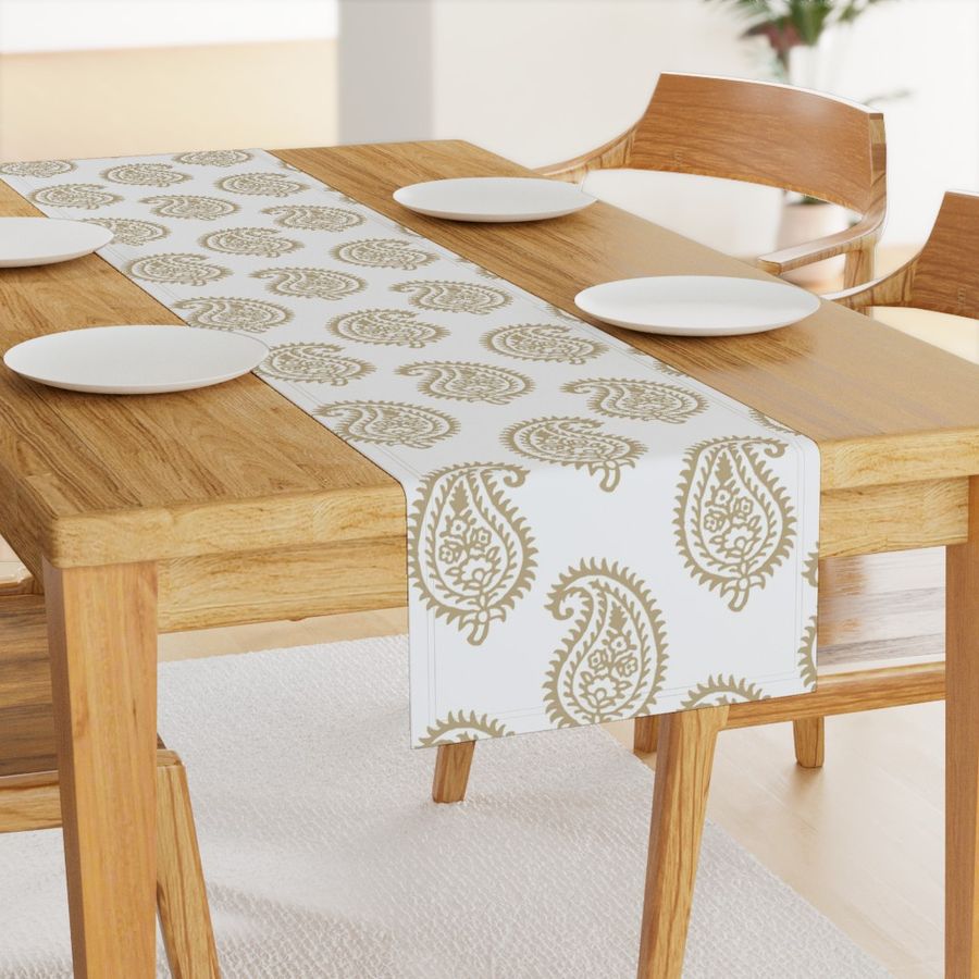 HOME_GOOD_TABLE_RUNNER