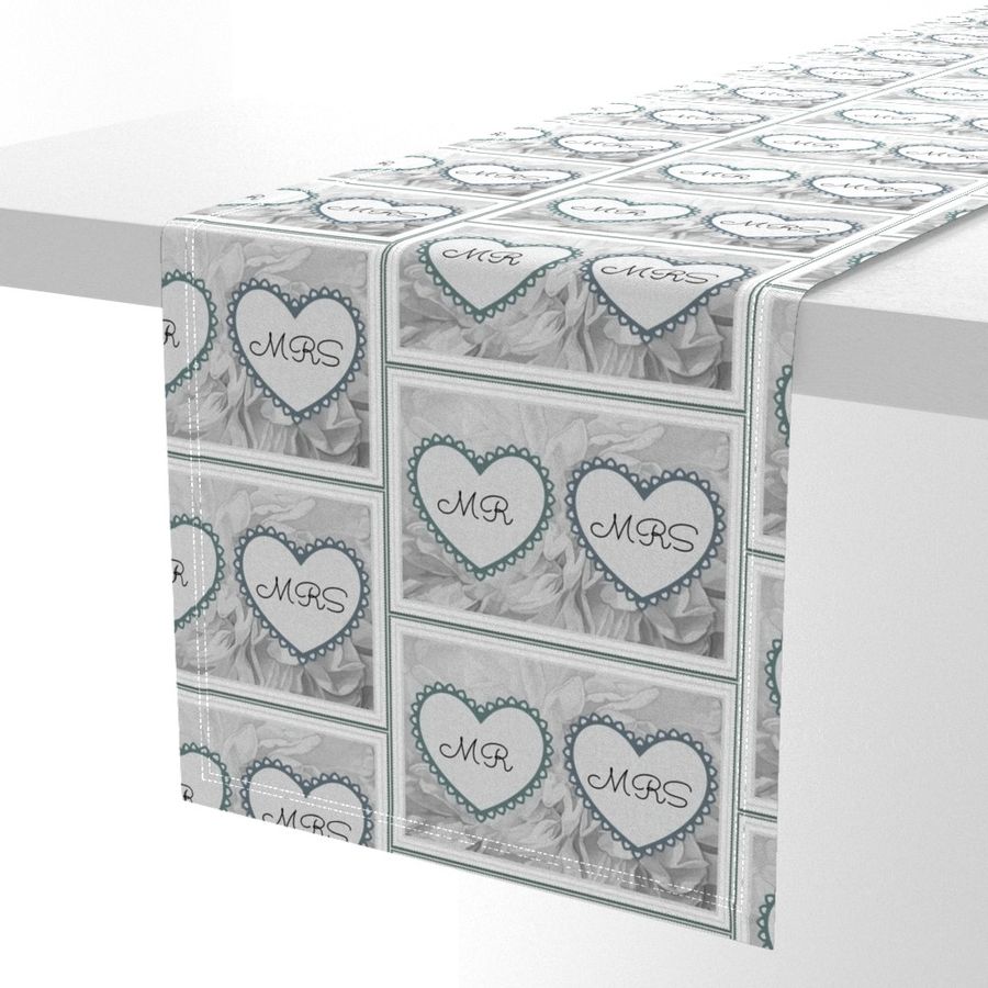 HOME_GOOD_TABLE_RUNNER