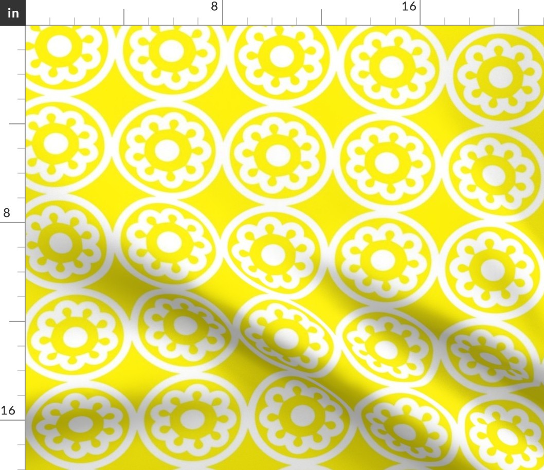 Circle Lattice Cookie in Yellow - Small