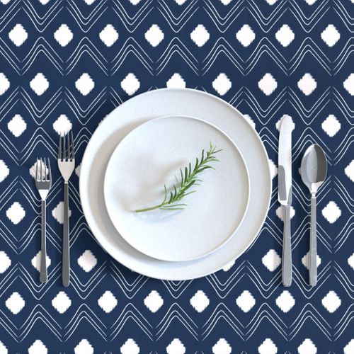 HOME_GOOD_RECTANGULAR_TABLE_CLOTH