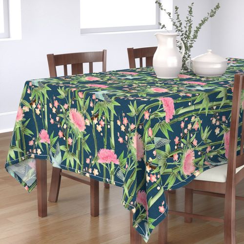 HOME_GOOD_RECTANGULAR_TABLE_CLOTH