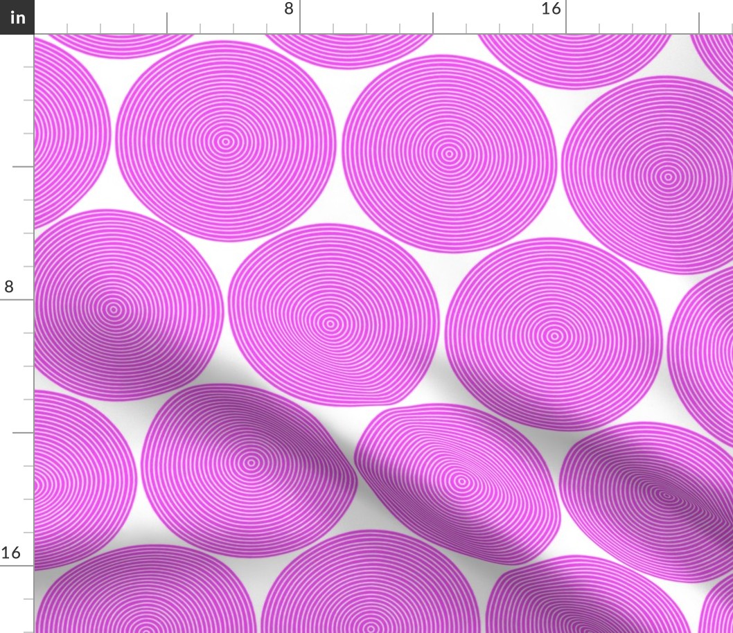 concentric circles - hot pink on white