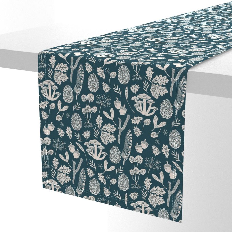 HOME_GOOD_TABLE_RUNNER