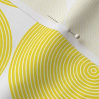 concentric circles - yellow on white