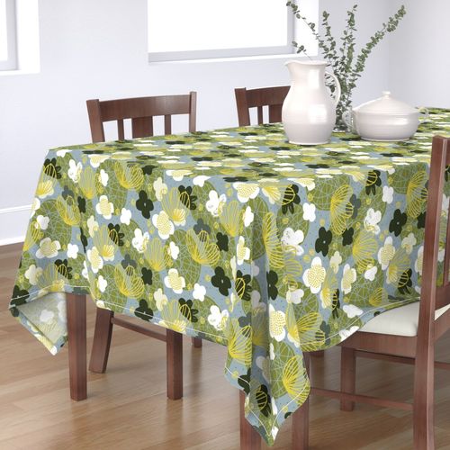 HOME_GOOD_RECTANGULAR_TABLE_CLOTH