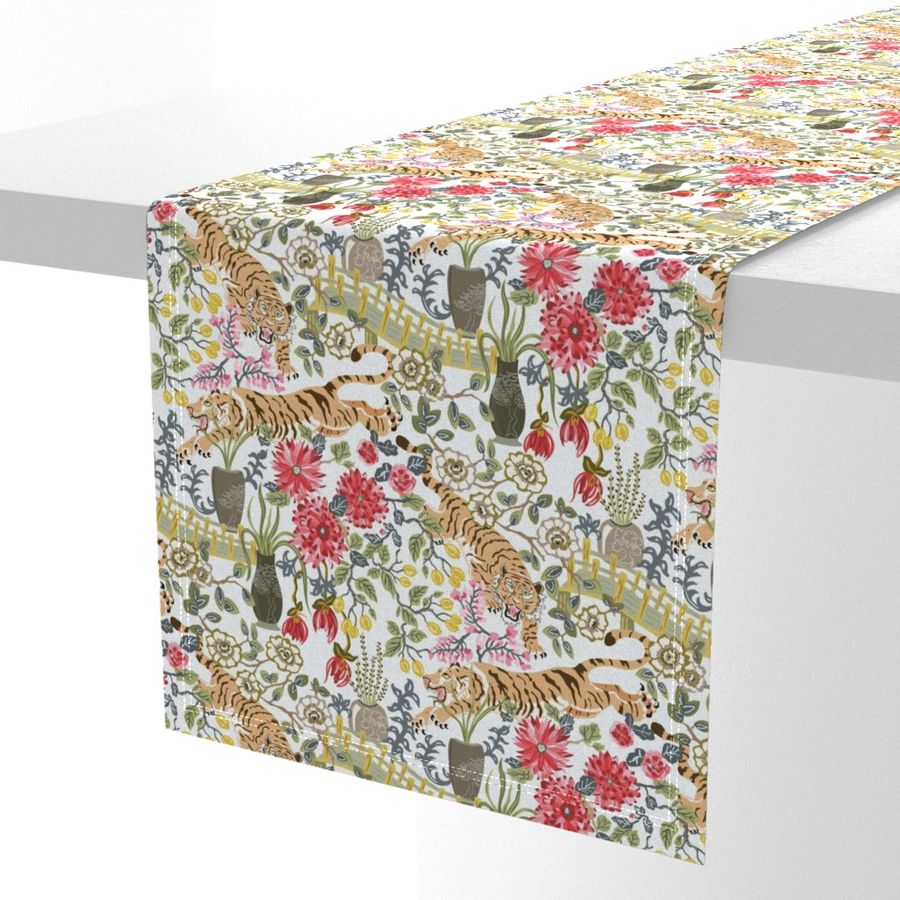 HOME_GOOD_TABLE_RUNNER