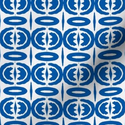 Circles and Ovals/Blue/White