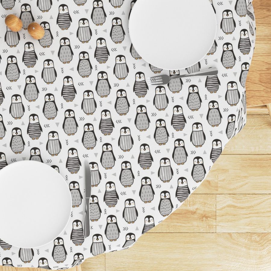 HOME_GOOD_ROUND_TABLE_CLOTH