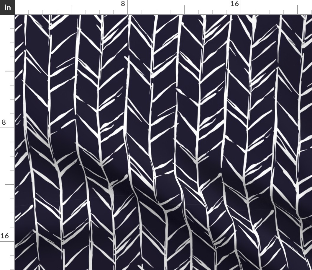 Handdrawn Herringbone White, Navy