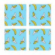 80s banana print blue