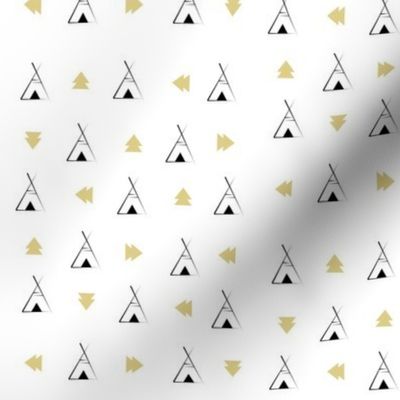 Black_&_Gold_Tipees_w_Triangles