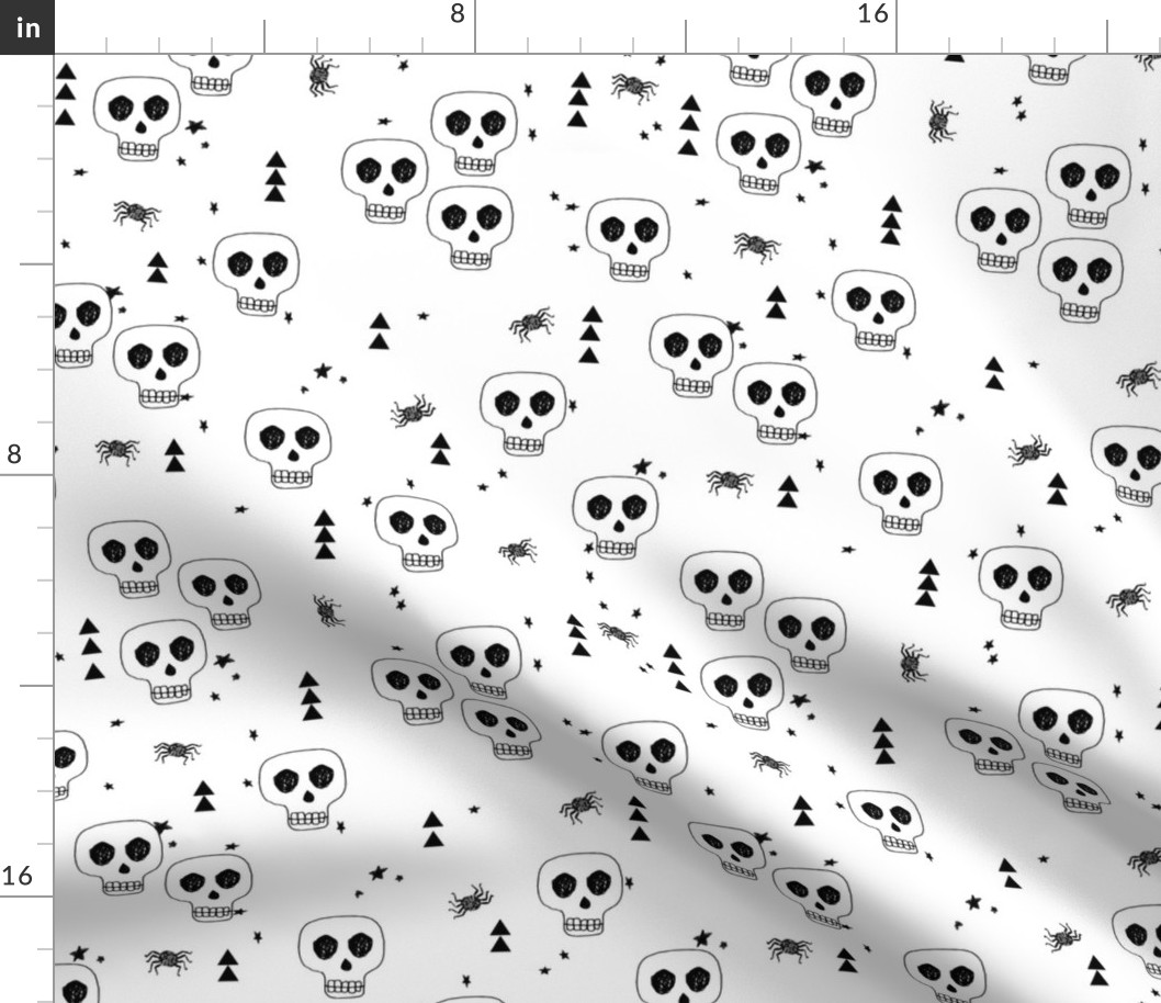 skulls // white halloween skulls creepy spooky black and white october