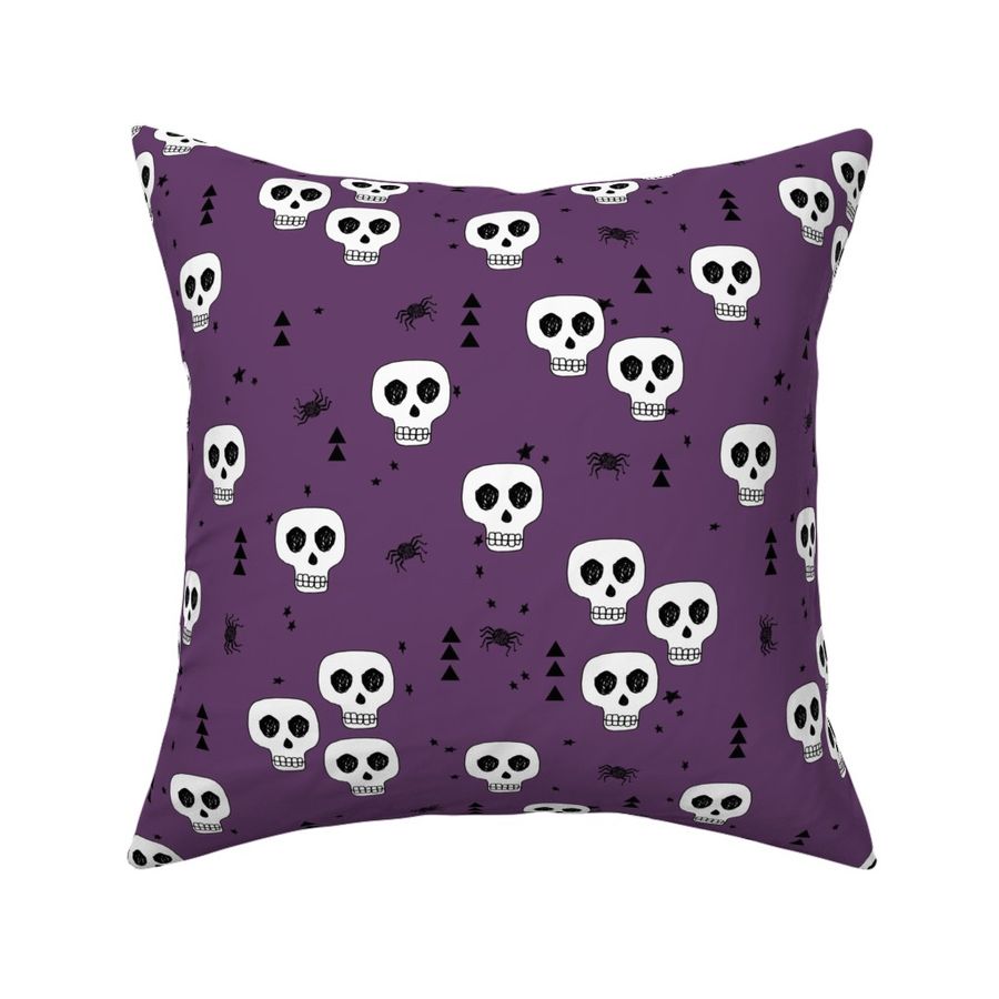 HOME_GOOD_SQUARE_THROW_PILLOW