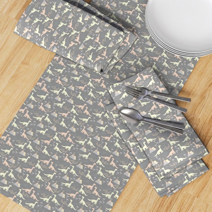 HOME_GOOD_TABLE_RUNNER