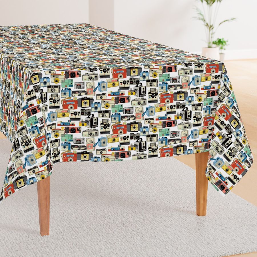 HOME_GOOD_RECTANGULAR_TABLE_CLOTH