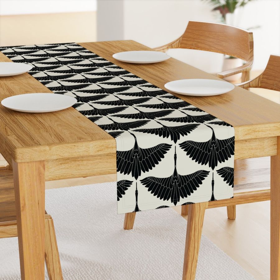 HOME_GOOD_TABLE_RUNNER