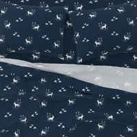 Dog Ducks hunting scene Dark Navy