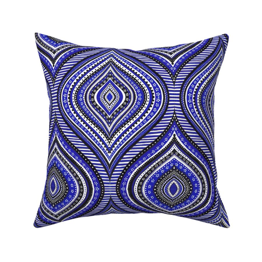 HOME_GOOD_SQUARE_THROW_PILLOW