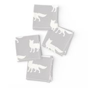 Fox - Silver/ White - 