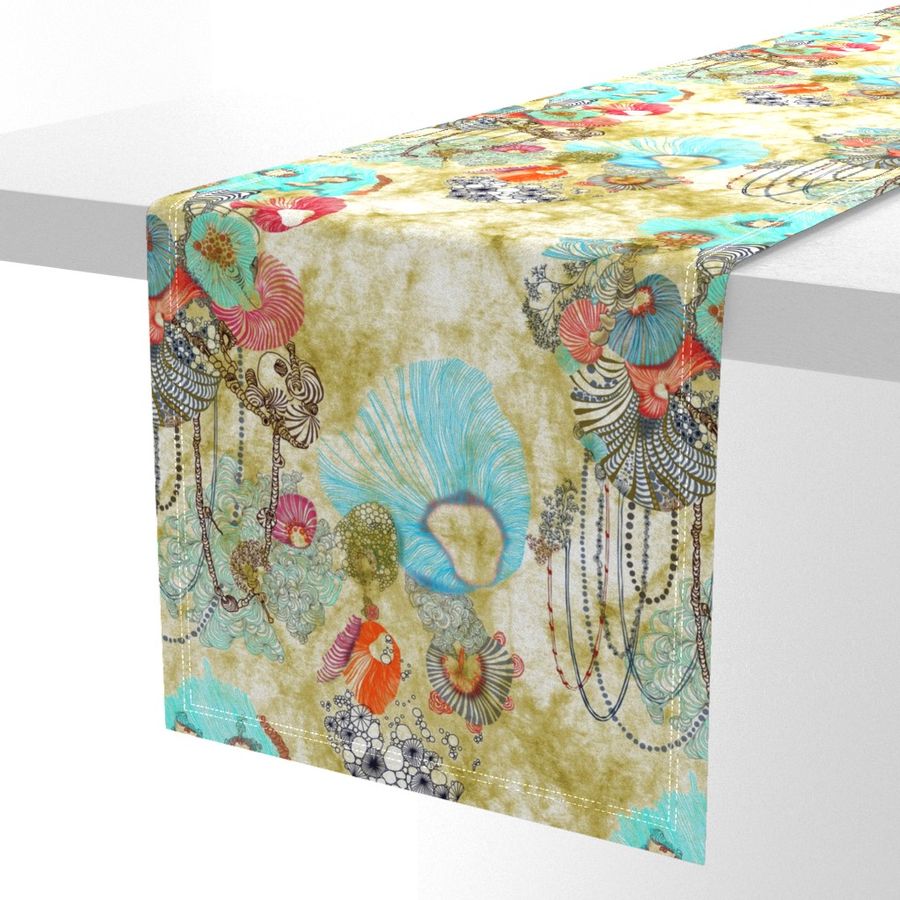 HOME_GOOD_TABLE_RUNNER