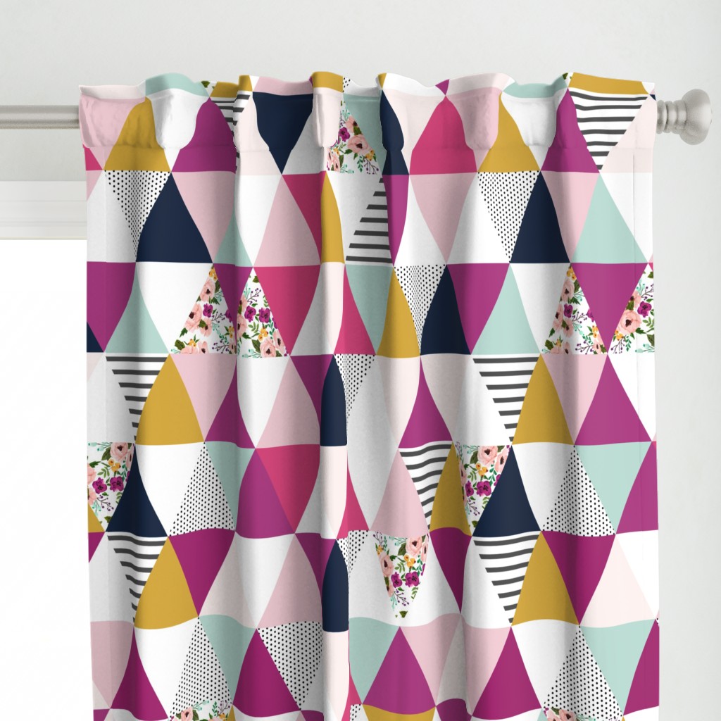 Floral Triangle Wholecloth - Josie Meadow