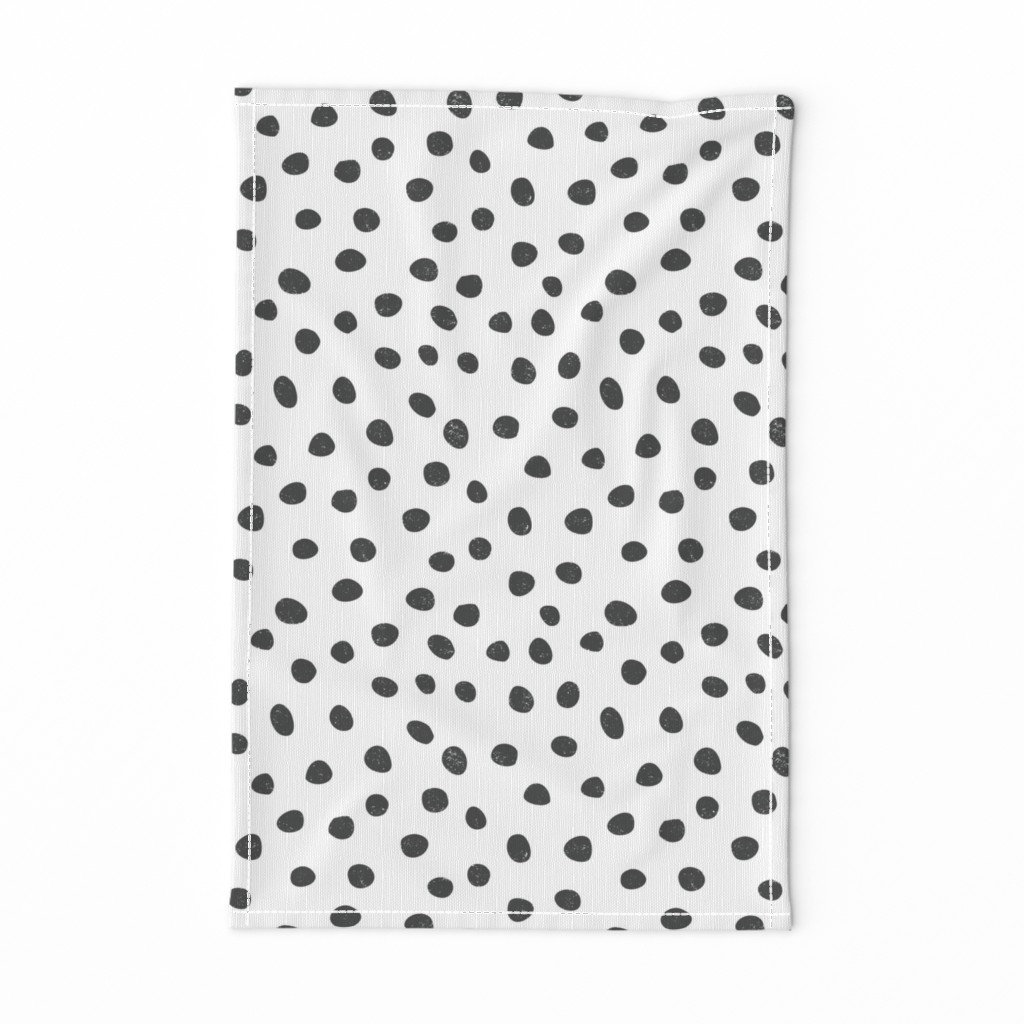 medium pebble dots - black