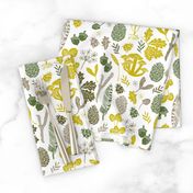 nature walk // fall green acorn oak leaves leaf botanical kids baby outdoors forest woodland