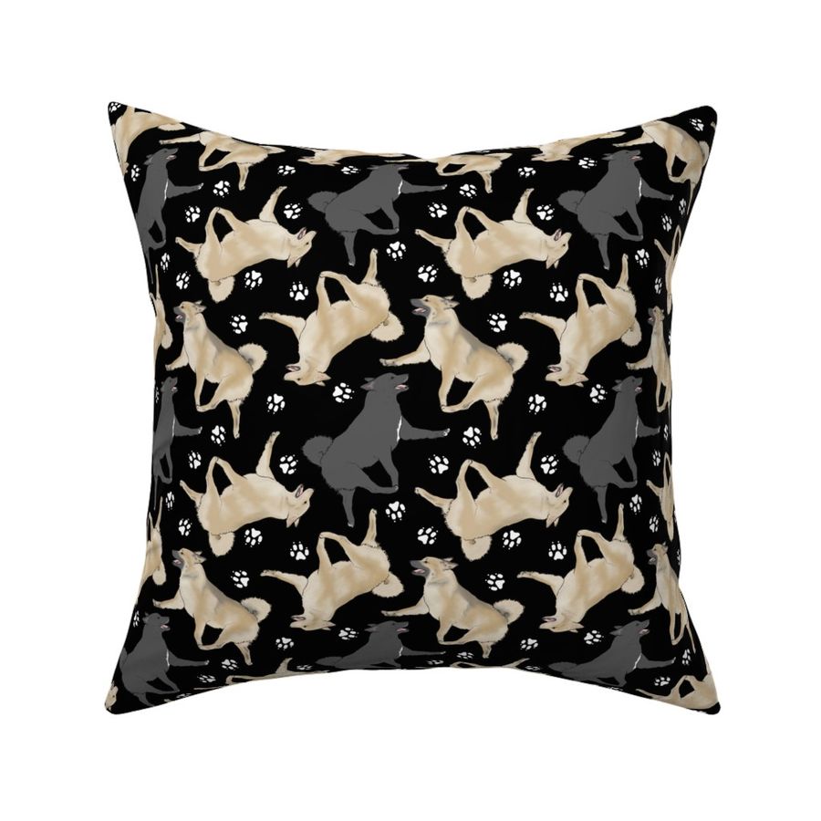 HOME_GOOD_SQUARE_THROW_PILLOW