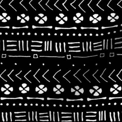 Tribal Print // Black