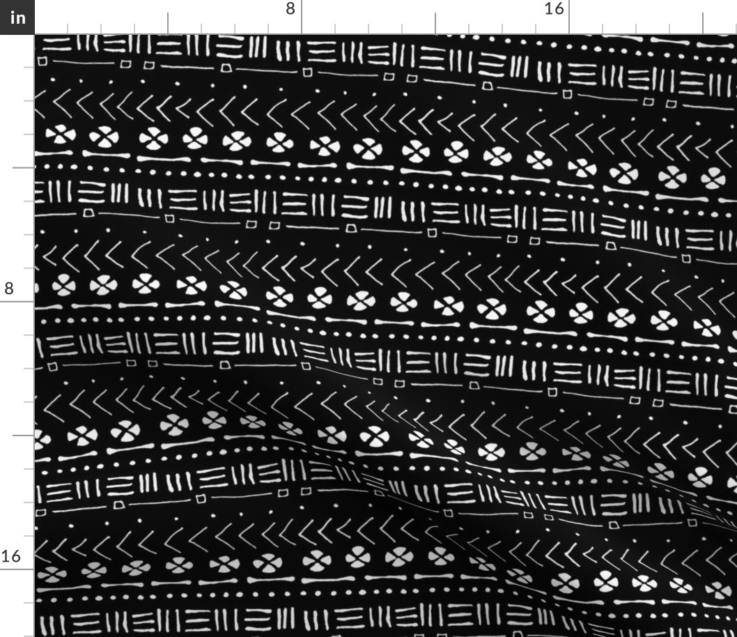 Tribal Print // Black