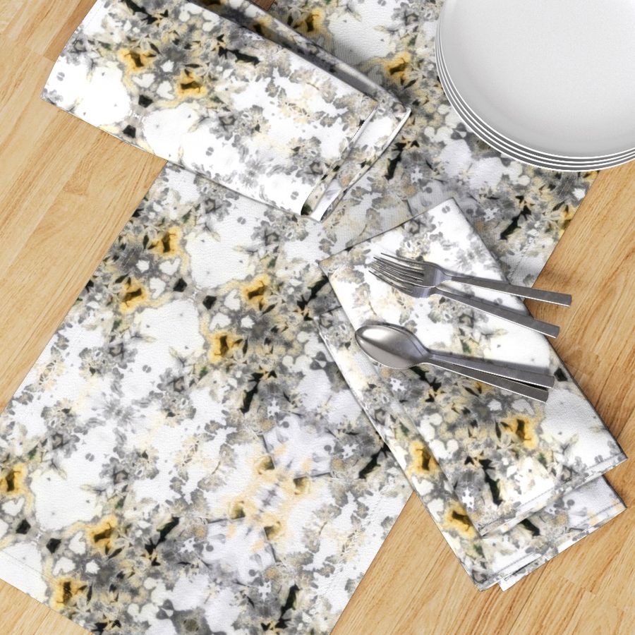 HOME_GOOD_TABLE_RUNNER