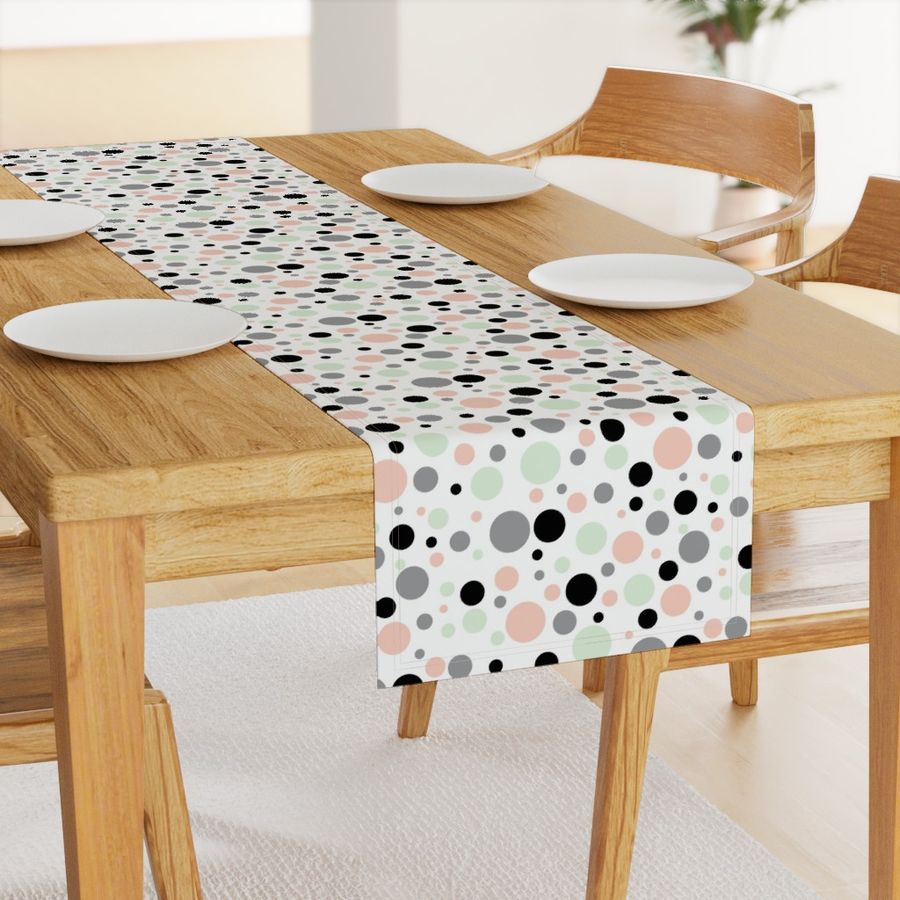 HOME_GOOD_TABLE_RUNNER