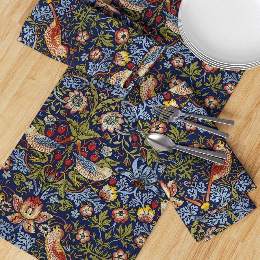 HOME_GOOD_TABLE_RUNNER