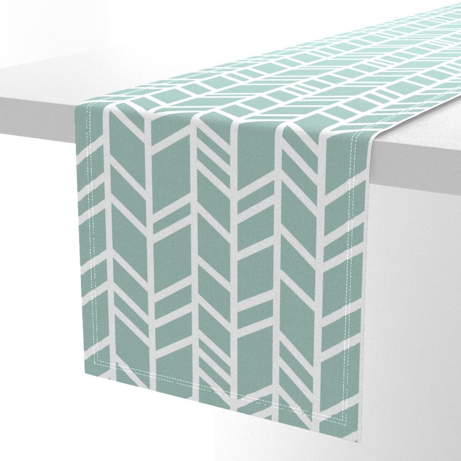 HOME_GOOD_TABLE_RUNNER