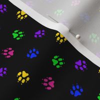 Trotting paw prints - bold confetti