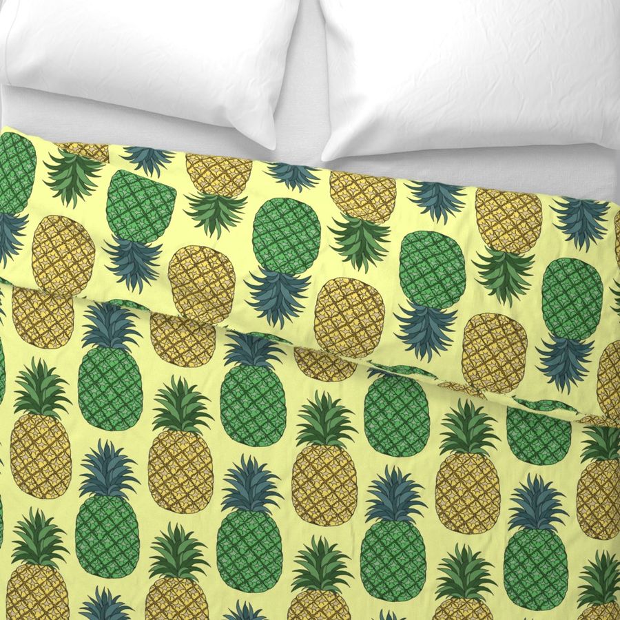 pineapple_pair_yellow