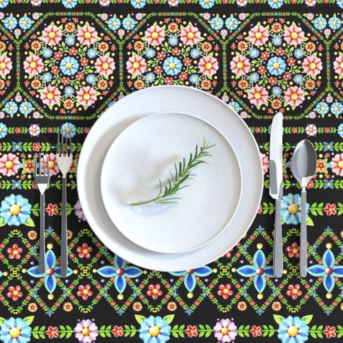 HOME_GOOD_RECTANGULAR_TABLE_CLOTH