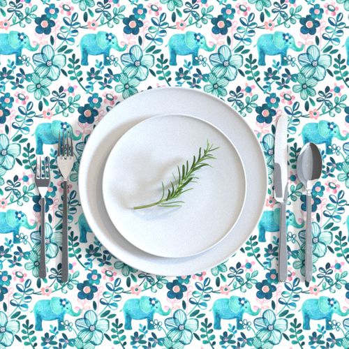 HOME_GOOD_RECTANGULAR_TABLE_CLOTH