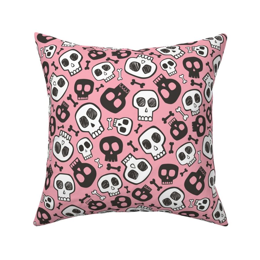 HOME_GOOD_SQUARE_THROW_PILLOW