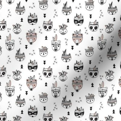 Cool scandinavian geometric woodland animals indian summer zoo black and white XS