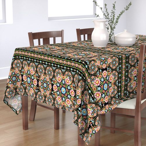 HOME_GOOD_RECTANGULAR_TABLE_CLOTH