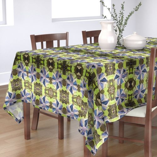 HOME_GOOD_RECTANGULAR_TABLE_CLOTH